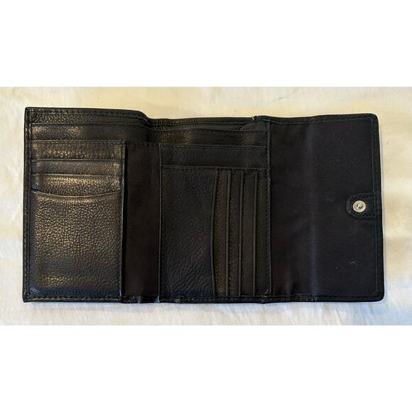 FOSSIL Women's Black LEATHER Wallet TriFold Flap Snap Closure Zip Vintage 90s - Picture 3 of 9